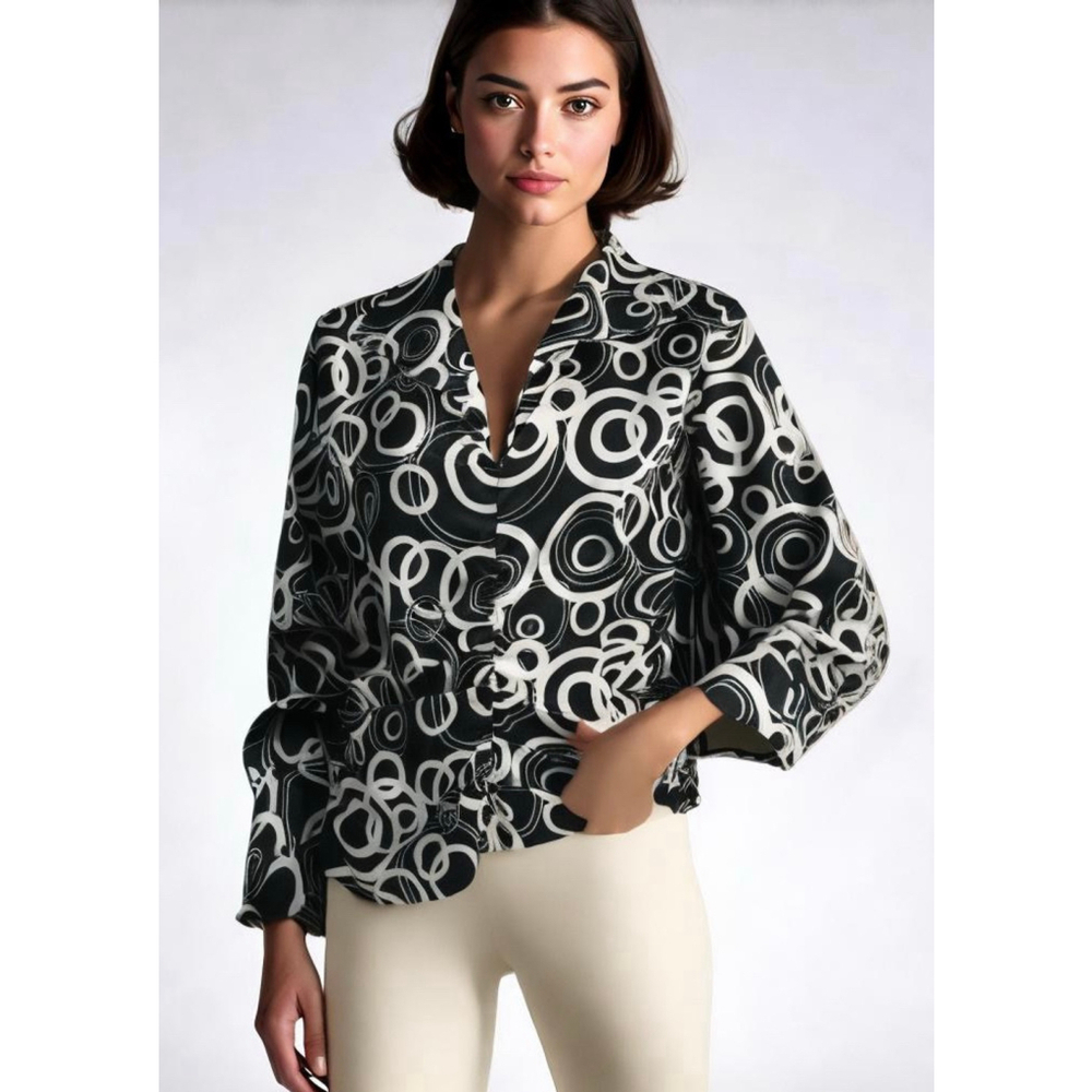 Dressbarn Blouse Top Black White Patterned Size Large Long Sleeves Cinched Waist